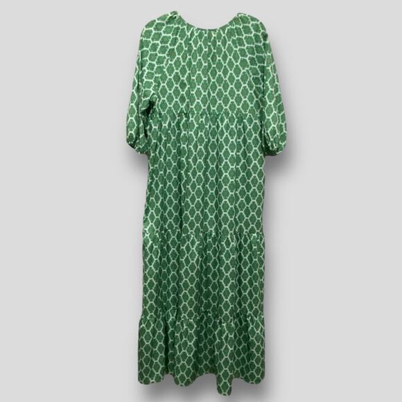 Green Tiered Maxi Dress SIZE MEDIUM 3/4 Sleeves Keyhole Neckline Lightweight - Picture 2 of 8